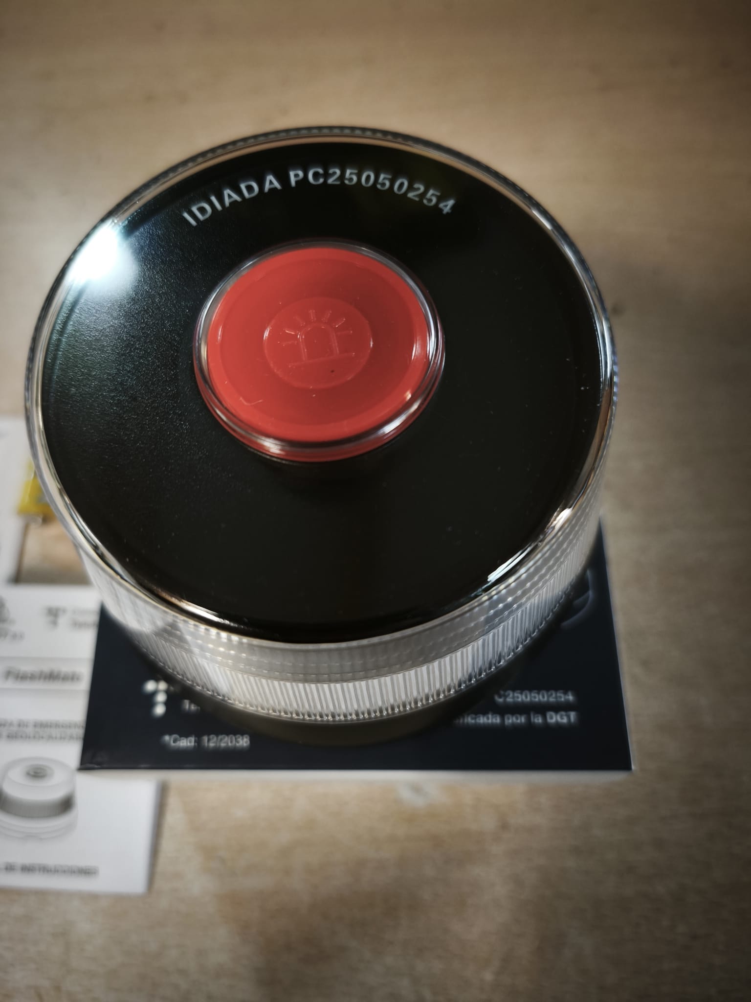 LUZ DE EMERGENCIA V16 CONECTADA A DGT 3.0 BALIZA HOMOLOGADA DGT 2026 - Imagen 6